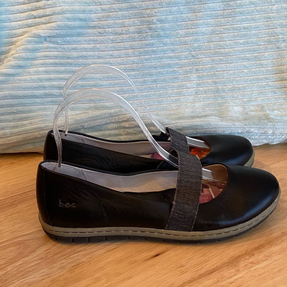 ✅B. O. C. Mary Jane Black slip on sneakers